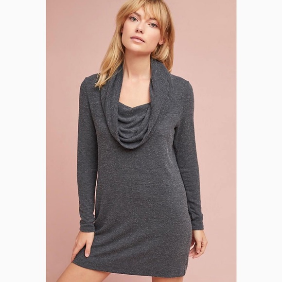 Anthro Michael Stars Tunic - Picture 2 of 8